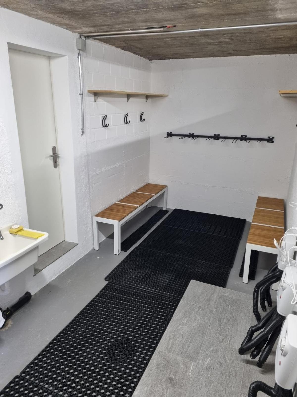 Alpine Retreat & Sauna Disentis Luaran gambar